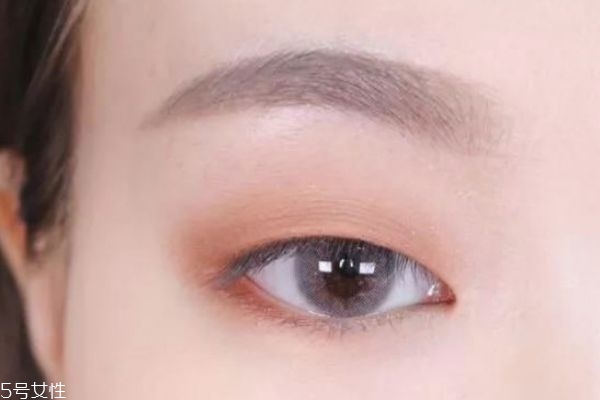 單眼皮紅色眼影怎么畫(huà) 拯救你的單眼皮 單眼皮紅色眼影怎么畫(huà) 拯救你的單眼皮