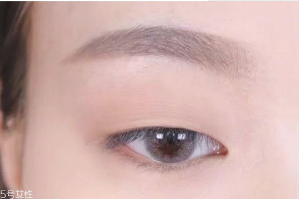 單眼皮紅色眼影怎么畫(huà) 拯救你的單眼皮 單眼皮紅色眼影怎么畫(huà) 拯救你的單眼皮