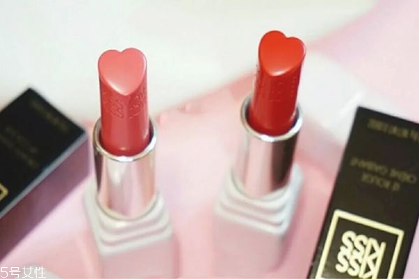 嬌蘭系列口紅有哪些 嬌蘭口紅幾個(gè)系列 嬌蘭系列口紅有哪些 嬌蘭口紅幾個(gè)系列