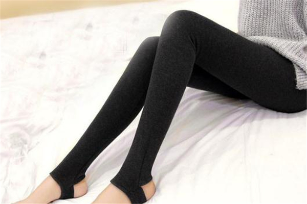 打底褲怎么分前后 兩條線是后面 打底褲怎么分前后 兩條線是后面