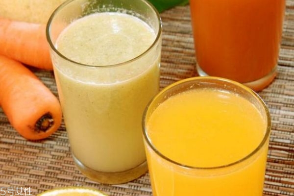 杏仁露孕婦能喝嗎 孕婦不能喝可樂類飲料 杏仁露孕婦能喝嗎 孕婦不能喝可樂類飲料