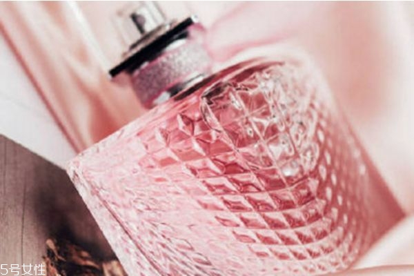 蘭蔻美麗人生香水怎么樣 蘭蔻新美麗人生香水味道 蘭蔻美麗人生香水怎么樣 蘭蔻新美麗人生香水味道