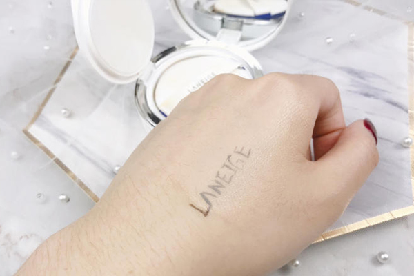 混油瑕疵皮用什么氣墊好 混油瑕疵皮氣墊推薦 混油瑕疵皮用什么氣墊好 混油瑕疵皮氣墊推薦