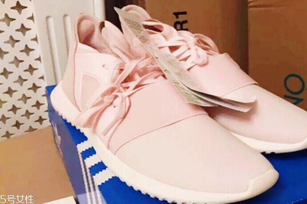 襪子鞋怎么清洗 機(jī)洗襪子鞋的方法 襪子鞋怎么清洗 機(jī)洗襪子鞋的方法