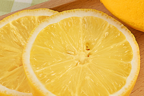 檸檬吃多了會上火嗎 不用擔(dān)心這個問題 檸檬吃多了會上火嗎 不用擔(dān)心這個問題