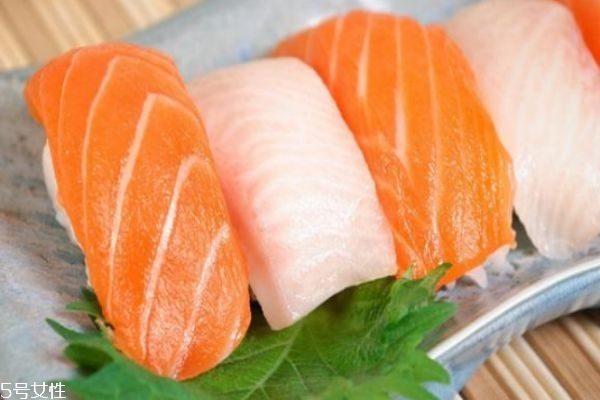 三文魚怎么做給寶寶吃 給寶寶這樣吃就對了 三文魚怎么做給寶寶吃 給寶寶這樣吃就對了