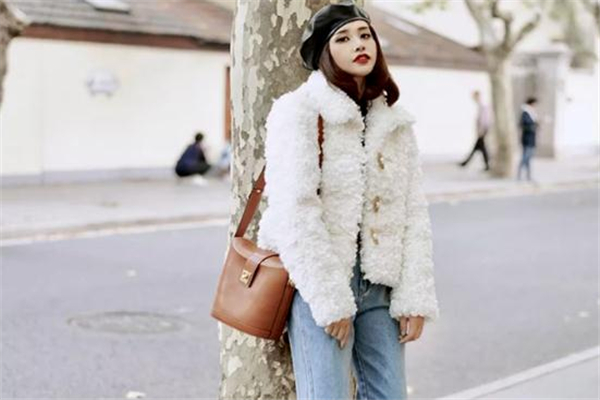 羊羔毛外套搭配圖片 過冬保暖又百搭 羊羔毛外套搭配圖片 過冬保暖又百搭