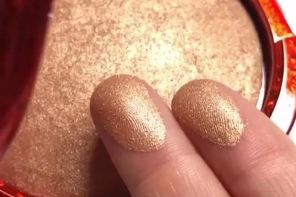 mac和patrickstarrr聯(lián)名彩妝有什么 紅寶石限定美翻了 mac和patrickstarrr聯(lián)名彩妝有什么 紅寶石限定美翻了