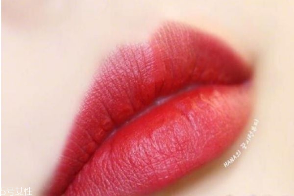 mac口紅哪個(gè)系列最滋潤(rùn) mac口紅哪款滋潤(rùn)度好 mac口紅哪個(gè)系列最滋潤(rùn) mac口紅哪款滋潤(rùn)度好