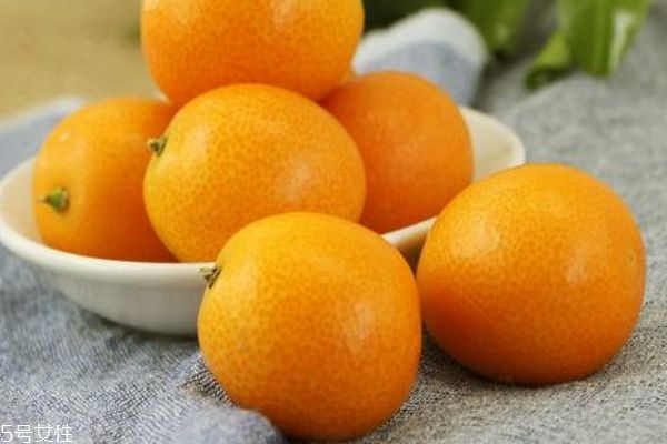 金錢(qián)橘的皮可以吃嗎 金錢(qián)橘的吃法 金錢(qián)橘的皮可以吃嗎 金錢(qián)橘的吃法