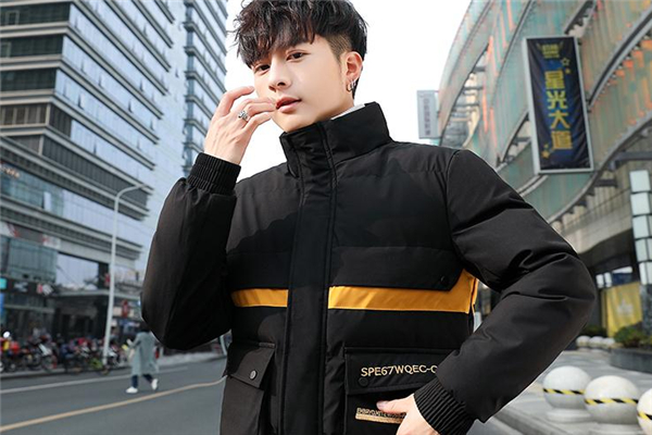 防寒服油漬怎么能洗掉 用專業(yè)清洗劑 防寒服油漬怎么能洗掉 用專業(yè)清洗劑