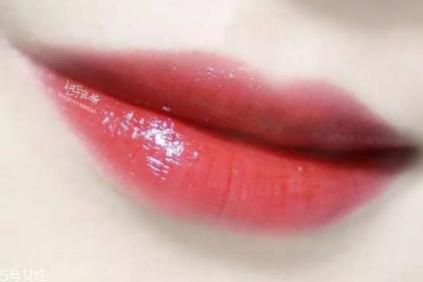 最適合黃皮又顯白的mac口紅 這幾個(gè)色號最值得入 最適合黃皮又顯白的mac口紅 這幾個(gè)色號最值得入