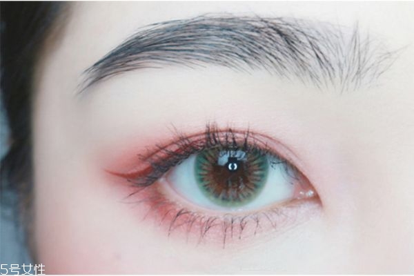 溫柔豆沙色眼妝怎么畫 豆沙色眼妝的畫法 溫柔豆沙色眼妝怎么畫 豆沙色眼妝的畫法