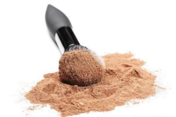 怎樣定妝不脫妝 定妝小妙招推薦 怎樣定妝不脫妝 定妝小妙招推薦