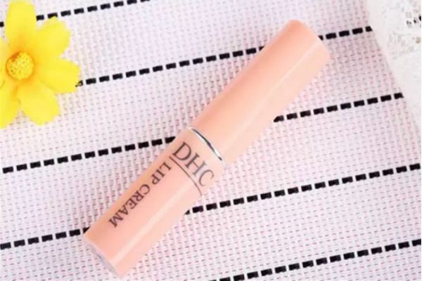 dhc唇膏批號(hào)在哪里 dhc潤(rùn)唇膏生產(chǎn)批號(hào)查詢(xún)