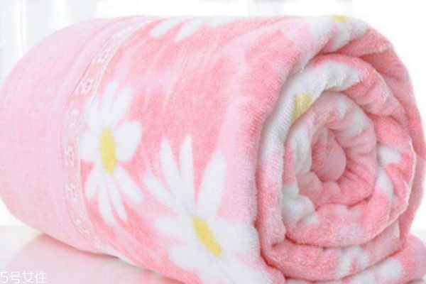 珊瑚絨被套怎么清洗 珊瑚絨清洗方式 珊瑚絨被套怎么清洗 珊瑚絨清洗方式
