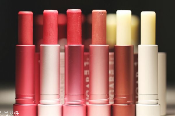 fresh潤唇膏哪個好 fresh潤唇膏保質(zhì)期 fresh潤唇膏哪個好 fresh潤唇膏保質(zhì)期