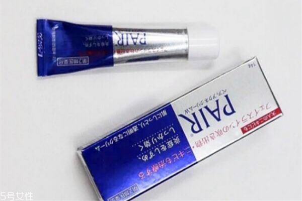 獅王祛痘膏和理膚泉K乳哪個(gè)好 獅王祛痘膏的使用貼士 獅王祛痘膏和理膚泉K乳哪個(gè)好 獅王祛痘膏的使用貼士