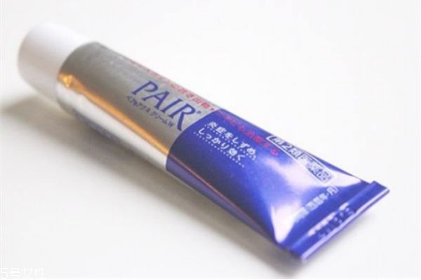 臉上閉口太多怎么辦 臉上長閉口怎么調(diào)理 臉上閉口太多怎么辦 臉上長閉口怎么調(diào)理