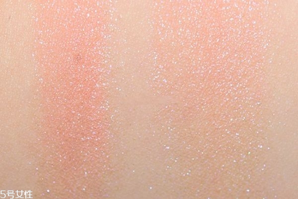 Dior藍(lán)星定制腮紅601試色 迪奧2018藍(lán)星腮紅試色