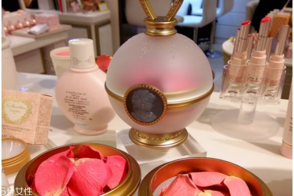 日系腮紅有哪些 日系腮紅推薦 日系腮紅有哪些 日系腮紅推薦