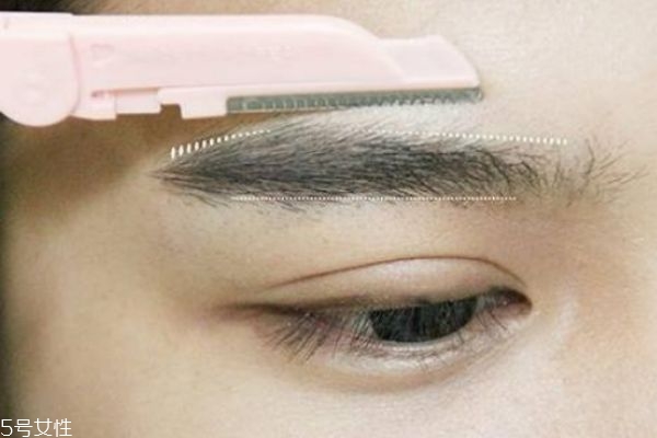 男生眉毛怎么修 男生適合什么眉形 男生眉毛怎么修 男生適合什么眉形