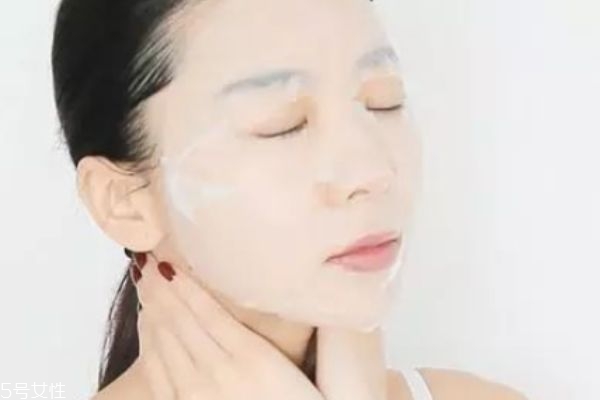 底妝暗沉怎么辦 控制油脂的分泌 底妝暗沉怎么辦 控制油脂的分泌