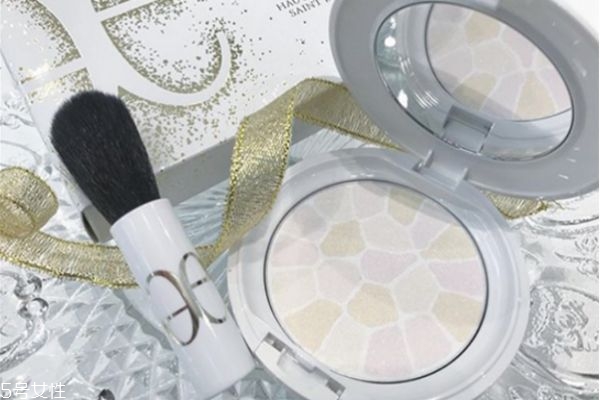 補妝粉餅有哪些 補妝用的粉餅推薦 補妝粉餅有哪些 補妝用的粉餅推薦