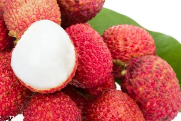 紅毛丹怎么去除核皮 自制紅毛丹罐頭 紅毛丹怎么去除核皮 自制紅毛丹罐頭