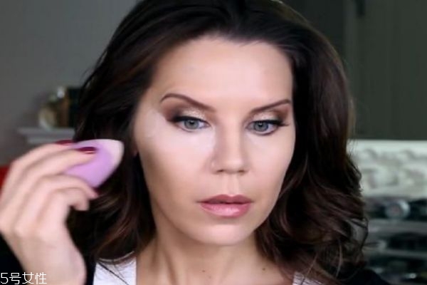 烘焙定妝法適合什么皮膚 所有膚質都適合 烘焙定妝法適合什么皮膚 所有膚質都適合