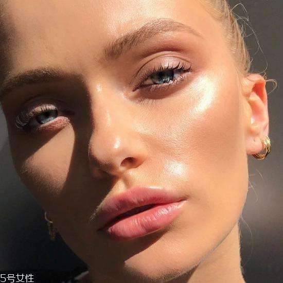 烘焙定妝法適合什么皮膚 所有膚質都適合 烘焙定妝法適合什么皮膚 所有膚質都適合