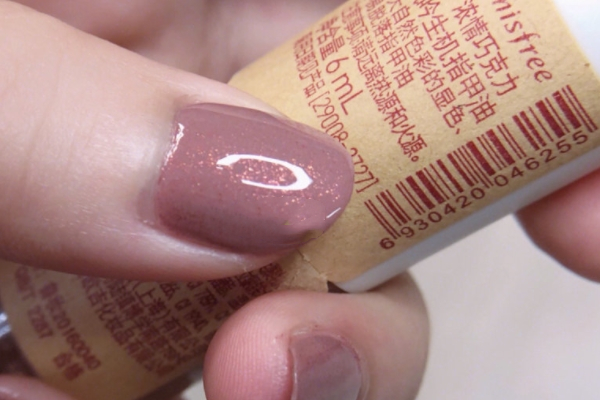 悅詩風(fēng)吟指甲油怎么涂 方法很簡單 悅詩風(fēng)吟指甲油怎么涂 方法很簡單