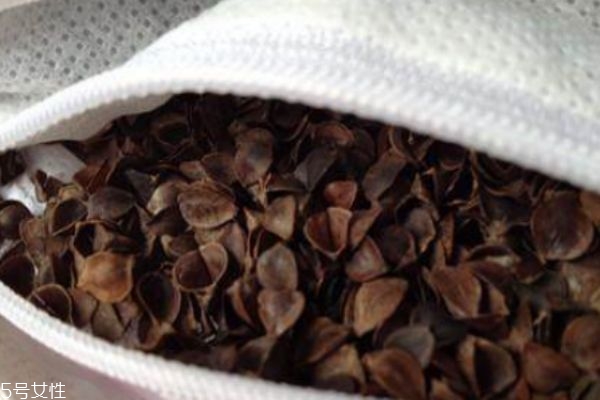 記憶枕和蕎麥枕哪個好 記憶枕怎么挑選 記憶枕和蕎麥枕哪個好 記憶枕怎么挑選