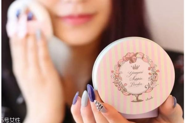 補妝粉餅有哪些 補妝用的粉餅推薦 補妝粉餅有哪些 補妝用的粉餅推薦