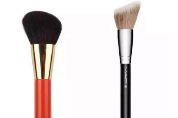 動物毛眼影刷和人造毛眼影刷有什么區(qū)別 兩種毛的區(qū)別 動物毛眼影刷和人造毛眼影刷有什么區(qū)別 兩種毛的區(qū)別