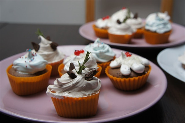 什么食物對(duì)皮膚不好 盤點(diǎn)4大對(duì)皮膚不好的食物 什么食物對(duì)皮膚不好 盤點(diǎn)4大對(duì)皮膚不好的食物