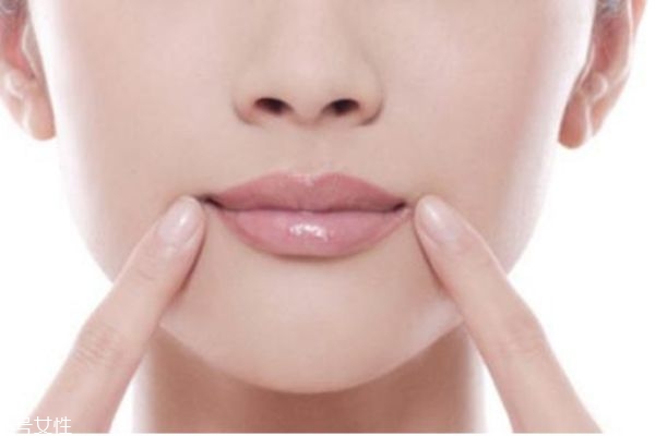 怎么洗臉才正確 用洗面奶洗臉的正確方法 怎么洗臉才正確 用洗面奶洗臉的正確方法