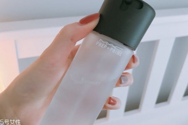 mac定妝噴霧怎么用 mac定妝噴霧成分和功效 mac定妝噴霧怎么用 mac定妝噴霧成分和功效