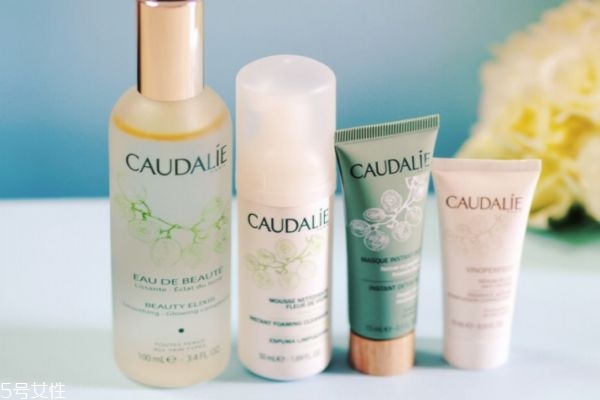 歐緹麗皇后水有酒精嗎 是含有酒精的 歐緹麗皇后水有酒精嗎 是含有酒精的