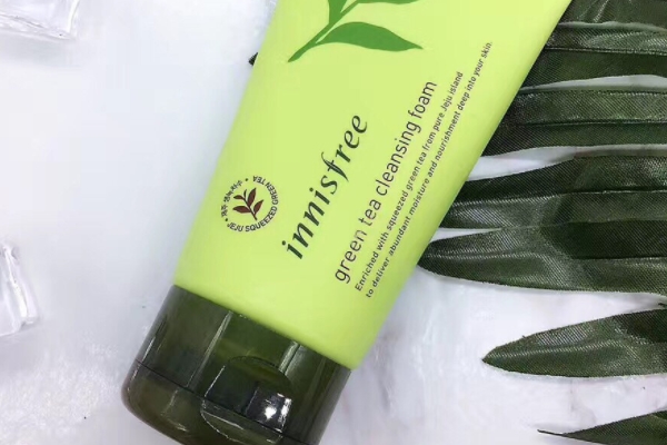 悅詩(shī)風(fēng)吟綠茶洗面奶可以天天用嗎 油皮無(wú)壓力