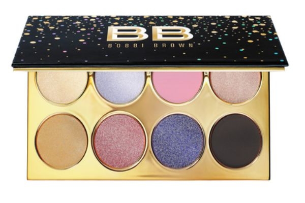 芭比布朗圣誕眼影盤是什么顏色 芭比波朗2018圣誕眼彩盤 芭比布朗圣誕眼影盤是什么顏色 芭比波朗2018圣誕眼彩盤