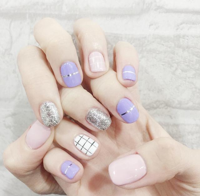 純色亮片美甲圖片 超美亮片甲都在這 純色亮片美甲圖片 超美亮片甲都在這