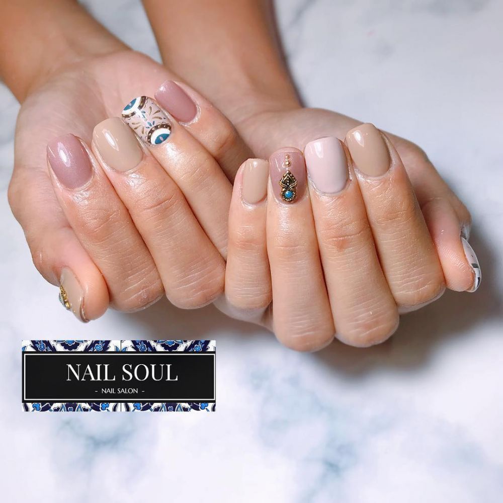 粉嫩色美甲圖片 超30款嫩色系美甲推薦 粉嫩色美甲圖片 超30款嫩色系美甲推薦