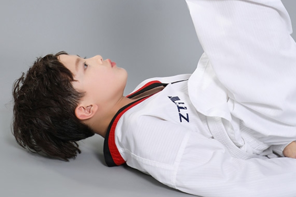 跆拳道腰帶等級(jí) 教你認(rèn)全它 跆拳道腰帶等級(jí) 教你認(rèn)全它