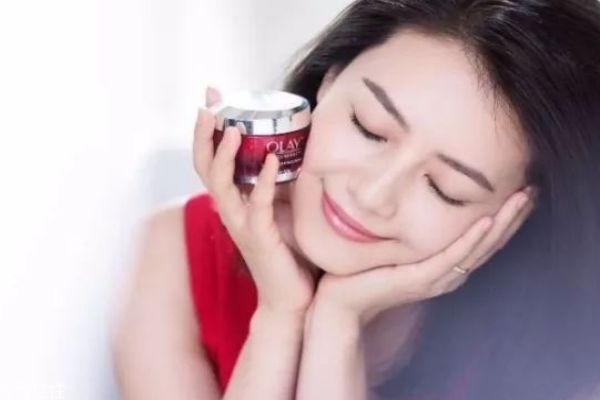 olay大紅瓶成分 煙酰胺為主打成分 olay大紅瓶成分 煙酰胺為主打成分