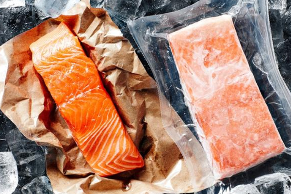 如何判斷三文魚是否新鮮 三文魚新鮮判斷方法 如何判斷三文魚是否新鮮 三文魚新鮮判斷方法