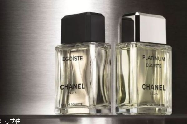 秋冬季香水推薦 擁有雪一樣味道的香水 秋冬季香水推薦 擁有雪一樣味道的香水