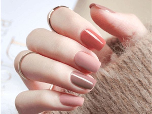 粉嫩色美甲圖片 超30款嫩色系美甲推薦 粉嫩色美甲圖片 超30款嫩色系美甲推薦
