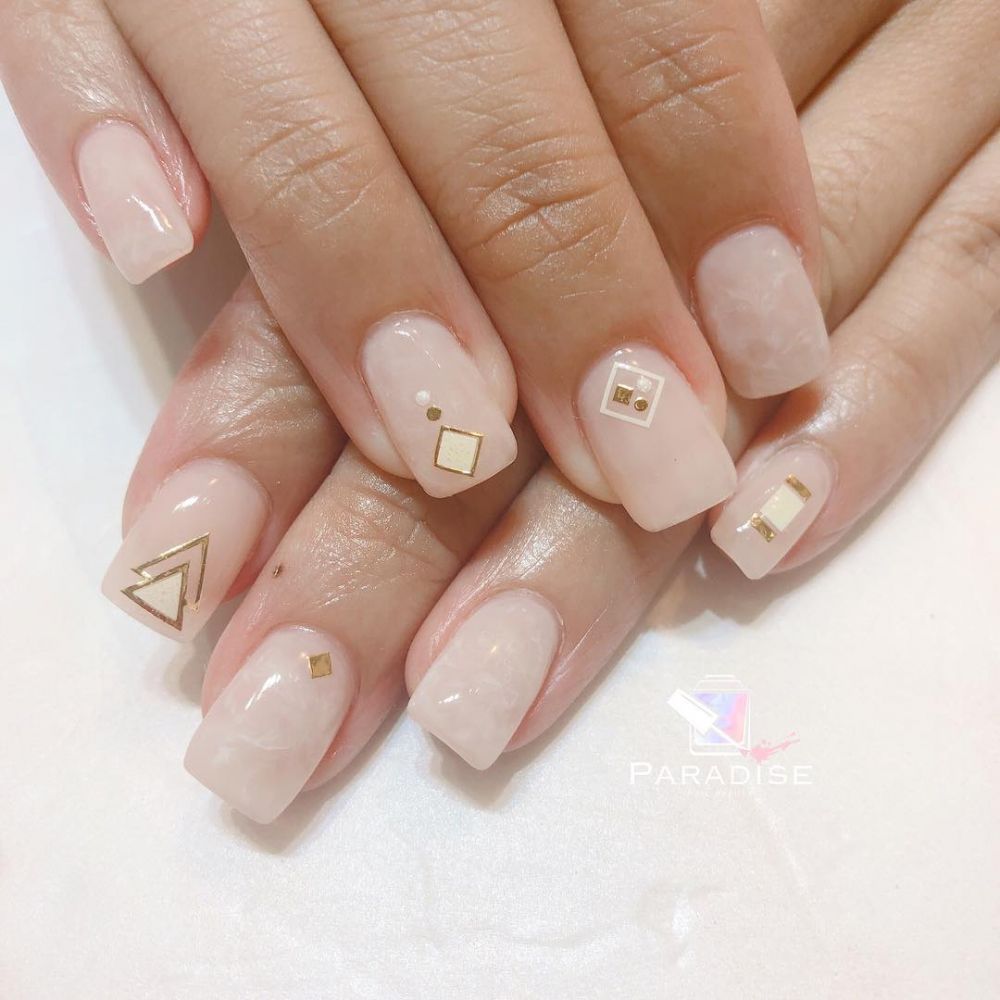 粉嫩色美甲圖片 超30款嫩色系美甲推薦 粉嫩色美甲圖片 超30款嫩色系美甲推薦