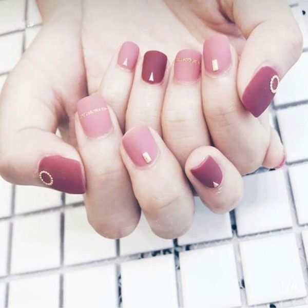 粉嫩色美甲圖片 超30款嫩色系美甲推薦 粉嫩色美甲圖片 超30款嫩色系美甲推薦